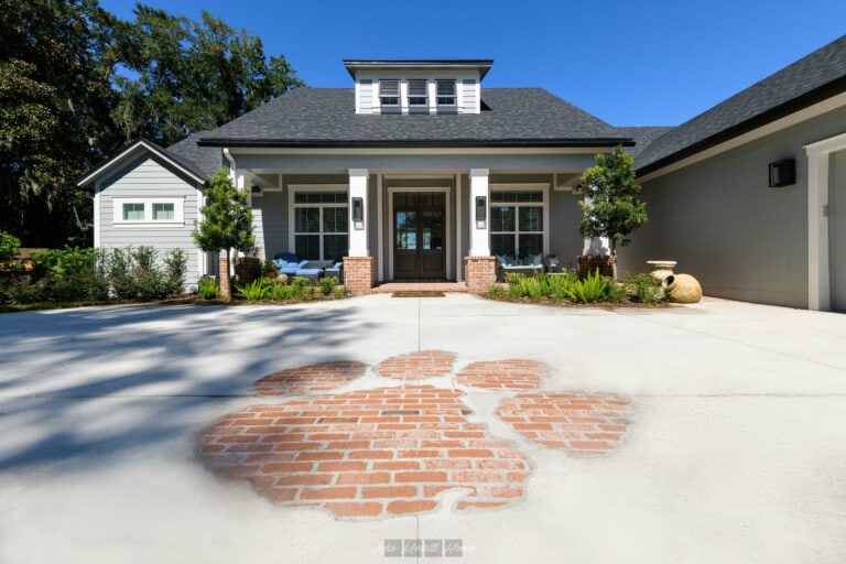 Marsh to River Estate